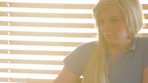 Mom turns study time into fuck time - txxx.com on poweredporn.com