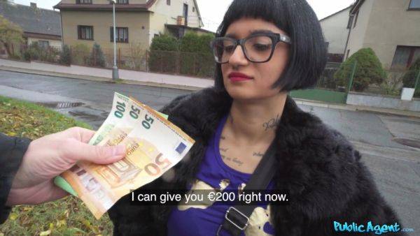 Candy Scott gets paid for sex - xhand.com on poweredporn.com