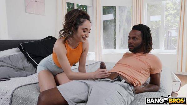 Use The Special Hole - Isabella Nice - upornia.com on poweredporn.com