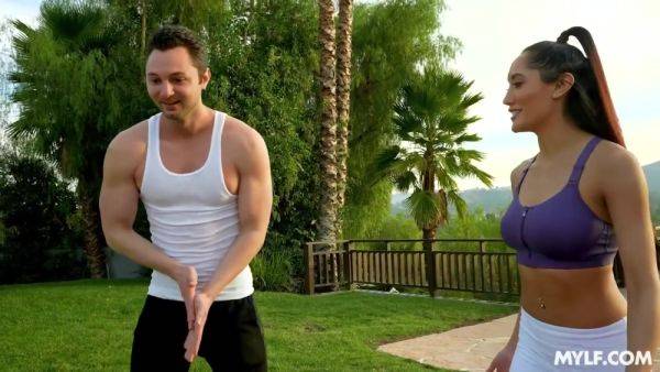 200 Squat Challenge - MYLF - hotmovs.com on poweredporn.com