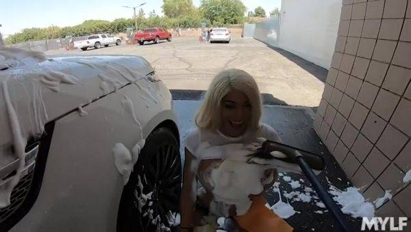 Wet T Shirt - MYLF - hotmovs.com on poweredporn.com