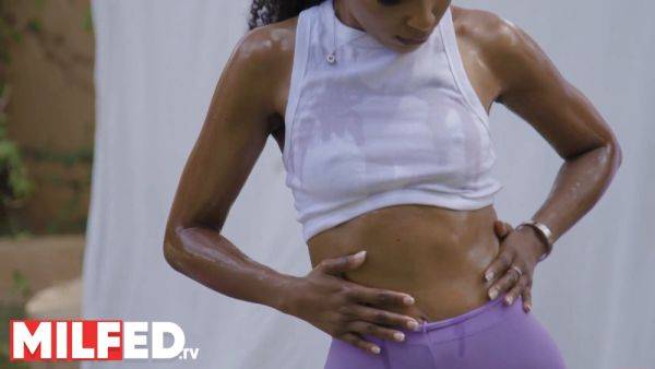 Sneaking on MILF neighbor's workout to watch her work out - MILFED - sexu.com on poweredporn.com