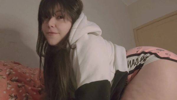 Amateur Teen Humping Pillow Big Ass And Tight Little Pussy - Hana Lily - hclips.com on poweredporn.com