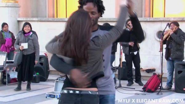 When in Paris - MYLF - hotmovs.com on poweredporn.com