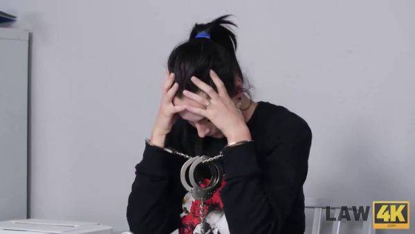 Leanne Lace gets caught stealing a car and gets punished by law enforcement - sexu.com on poweredporn.com