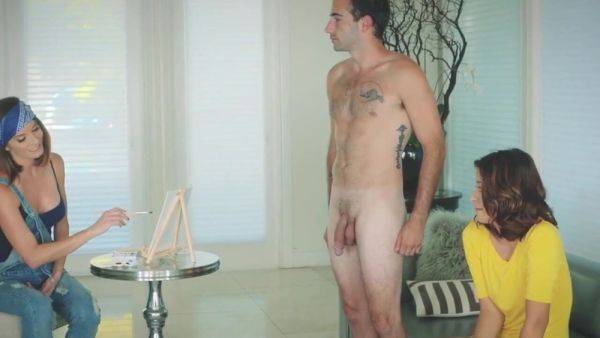 Skinny teen has threesome with stepmom - txxx.com on poweredporn.com