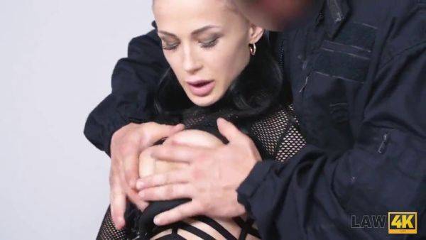 Naughty brunette teen paid for park bust after getting caught by police officer Steve Q - sexu.com on poweredporn.com