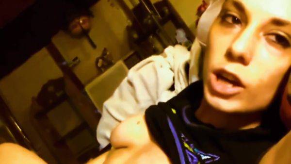 Nutting On - hclips.com on poweredporn.com