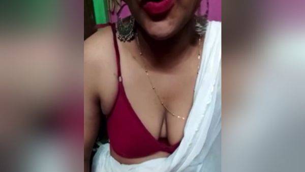 Devar Bhabhi In Bhabhi Ke Boobs Chussoge Dewar Ji Aao Na Chood Lo Muje - desi-porntube.com on poweredporn.com