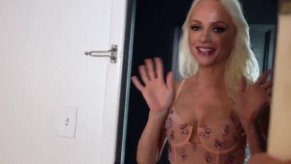 Gorgeous Fit Babe Works Her Pussy Till Sore After Her Fitness Training Session - hardcore workout with tattooed blonde - sunporno.com on poweredporn.com