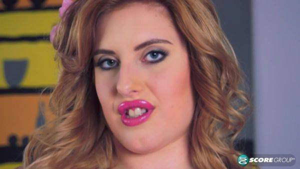 Brickhouse Brit - hotmovs.com on poweredporn.com