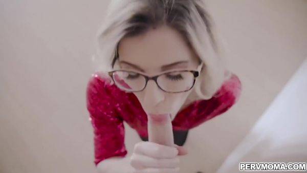 Stepson Kissing His Hot Stepmoms Milf Clit In The Kitch - hotmovs.com on poweredporn.com