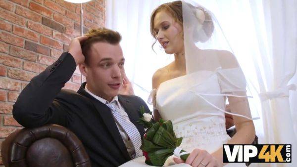 Stacy Cruz gets paid for her cuckold service by a wealthy stranger on a hot day - sexu.com on poweredporn.com