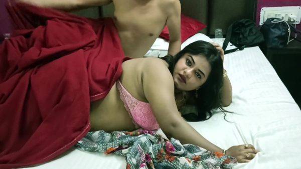 Fuck Me Before My Husband Come Sex - Devar Bhabhi - voyeurhit.com on poweredporn.com