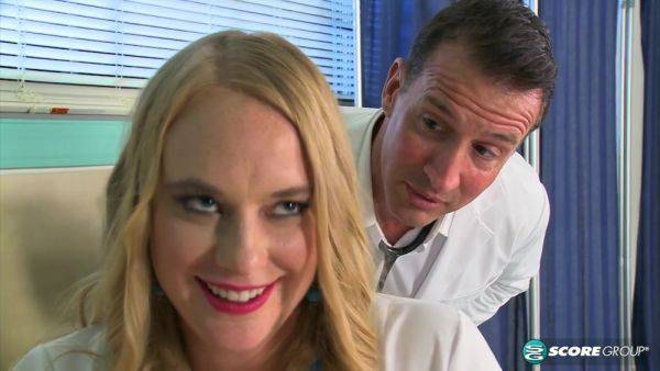 Reader's wife becomes a three-way nurse - hotmovs.com on poweredporn.com