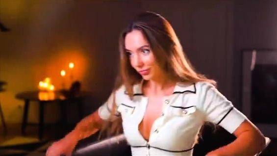 Wow What A Body On Her... - drtuber.com on poweredporn.com