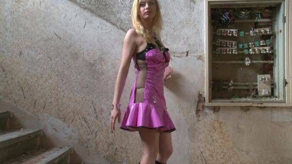 Pleasuring Myself Because My Husband Doesnt Fuck Me - videohdzog.com on poweredporn.com