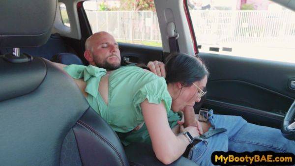 Bigbooty bitch fucked by big white dick in wet pussy hole - txxx.com on poweredporn.com