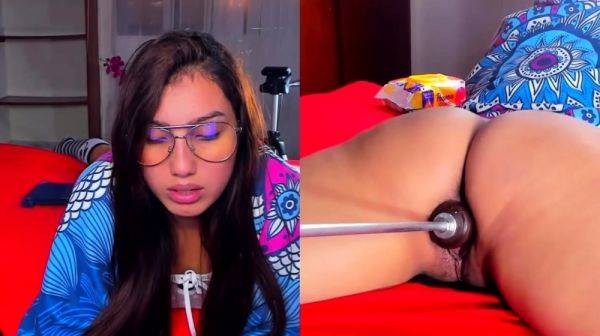 Amateur brunette ariana marie solo toying - drtuber.com on poweredporn.com