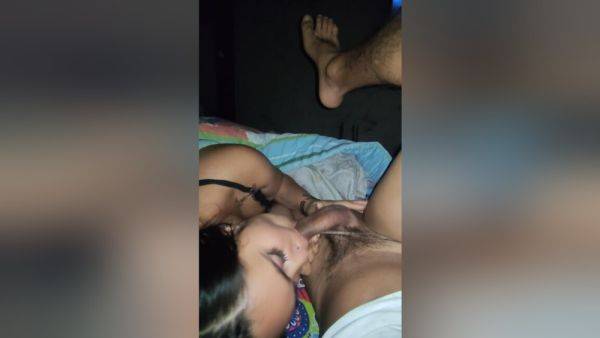 Estupenda Mamada Profunda - desi-porntube.com - India on poweredporn.com