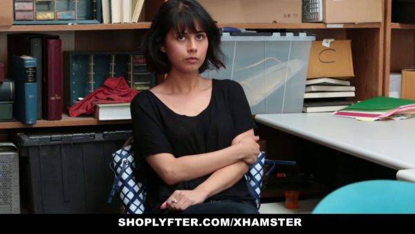 Penelope Reed gets her big tits fucked hard while being blackmailed by her online shoplifter - sexu.com on poweredporn.com