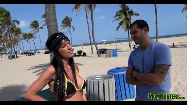 J Love's steamy online video: A cougar's love for older guys - sexu.com on poweredporn.com