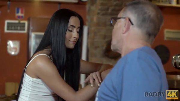 Step Daddy4K can't resist the look of his young sexy body and goes all in with his stepdaughter - sexu.com on poweredporn.com