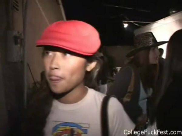 College threesome teen getting pussy fucked - hotmovs.com on poweredporn.com