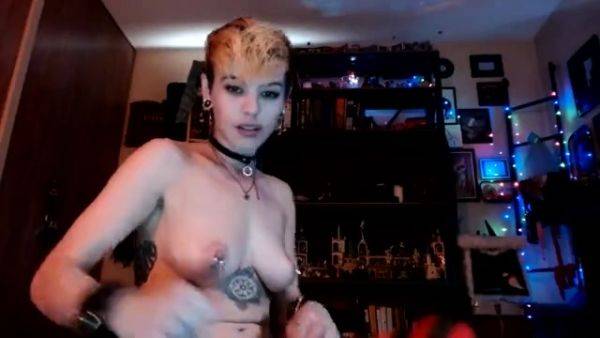 Blonde fetish babe fist her best friends gaping pussy - drtuber.com on poweredporn.com