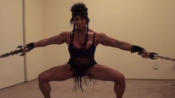 Marital Arts Female Bodybuilder Could Slice And Dice You, Kick Your Ass! - hclips.com on poweredporn.com