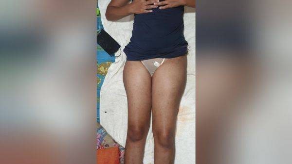 Desi Hot Madushawife Spread Ass Hole And Pink Big Pussy Lips - desi-porntube.com - India on poweredporn.com