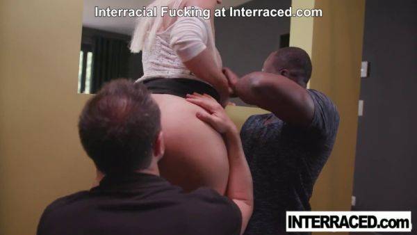 Vittoria Dolce begs for more as Rico and Enzo take turns deepthroating her while she's tied up at home - sexu.com on poweredporn.com