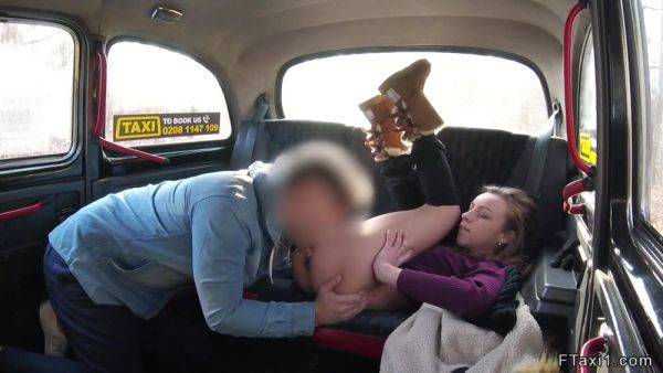 Amateur Babe Gets Big Cock In - hclips.com on poweredporn.com