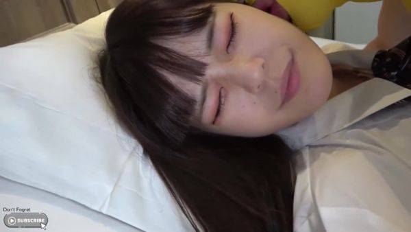 処女喪失から1年 経験か全くなかった少女の未処理陰毛に絡みつく大量の中出し - videomanysex.com - Japan on poweredporn.com