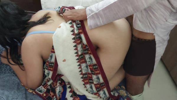 Jab Ghar Par Malkin Akele Porn Dekh Rahi Thi Tab Nokar Ne Chut Choudai Ki - videohdzog.com - India on poweredporn.com