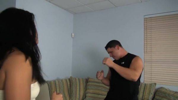 Max Kicks Lance - hotmovs.com on poweredporn.com