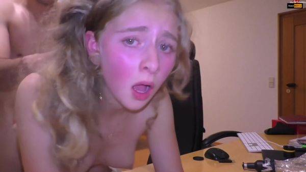 Maryjane Auryn And Mary Jane In Meine Pussy Am Haken Mit Auryn - hclips.com - Germany on poweredporn.com