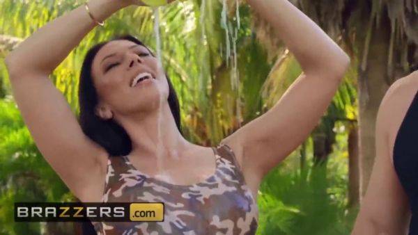 Rachel Starr & JMac in a steamy brazzers session of huge tits, love, and big boobs - sexu.com on poweredporn.com