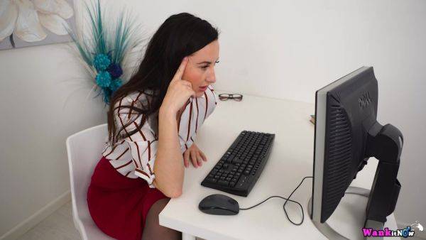 Sophia Smith - NSFW - Sexy Videos - WankitNow - hotmovs.com on poweredporn.com