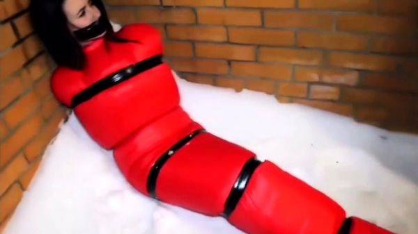 Pee fetish brunette skank nailed roughly - drtuber.com on poweredporn.com