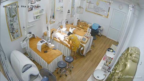 Chinese cosmetic salon.2 - hclips.com - China on poweredporn.com