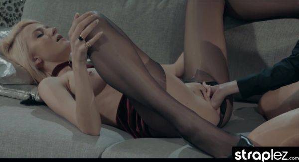 Dominant lesbian fucks her girlfriend with a strapless cock - Bree haze - xhand.com on poweredporn.com