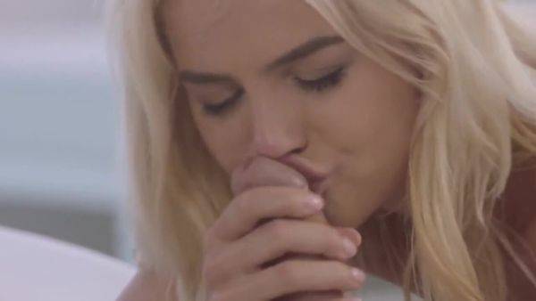 , stunning lika has passionate reunion with boyfriend - upornia.com on poweredporn.com