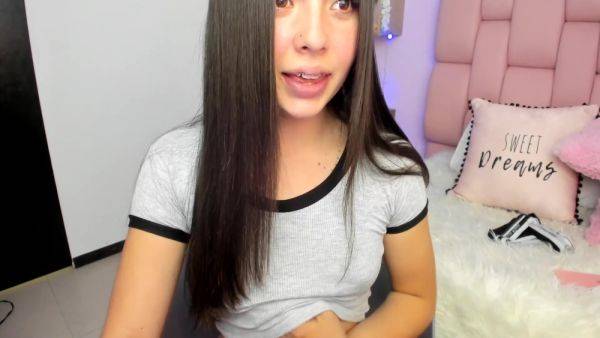 Beautiful Colombian Teen Is An Aspiring Porn Star She Gets Very Horny Behaving Like A Nympho Whore For Many Men At The Same Tim - upornia.com - Colombia on poweredporn.com