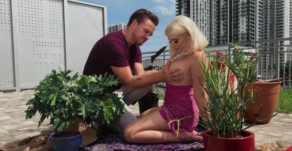 Curvy blonde combined slutty foot job with intense fucking - alphaporno.com on poweredporn.com