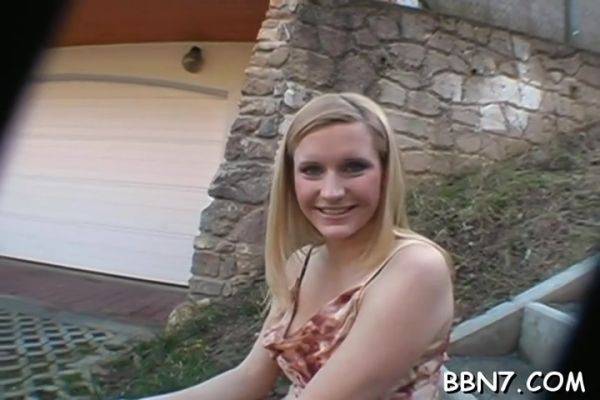 Club Is A Good Place For Hardcore Blowjob - videomanysex.com on poweredporn.com