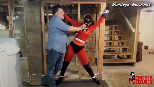 Elastigirl Bound And Pumped - hotmovs.com on poweredporn.com