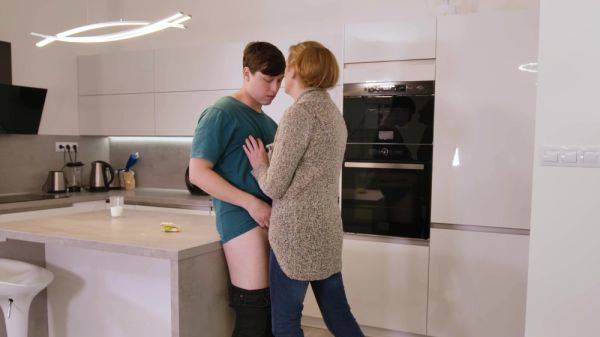 Aroused young nephew fucks tight mature auntie and comes on her cunt - hellporno.com on poweredporn.com