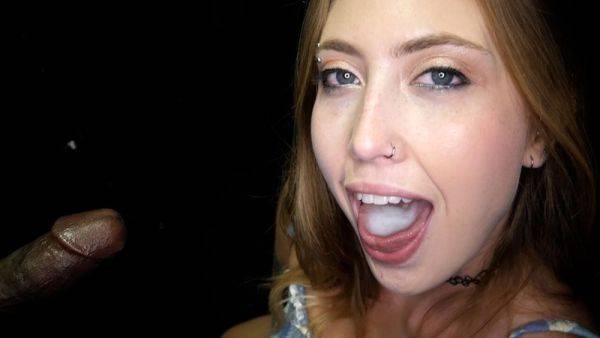 Yes Electra! That's exactly how it's done! Let's hit the 7 cumshots! - txxx.com on poweredporn.com