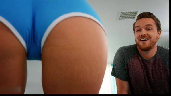 Bella Rolland big ass vibing anal - txxx.com on poweredporn.com